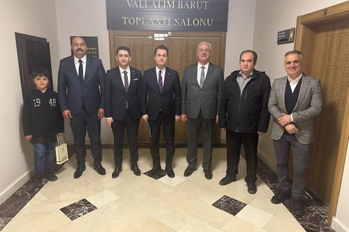 Sivas Valisi Sayın Dr Yılmaz ŞİMŞEK'i makamında ziyaret  edildi.